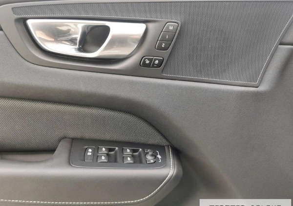 Volvo XC 60 cena 209900 przebieg: 14820, rok produkcji 2023 z Pionki małe 562